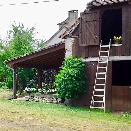 D'hotes Pech Blanc Oda ve Kahvaltı Calvignac
