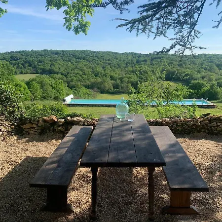 D'hotes Pech Blanc Bed and Breakfast